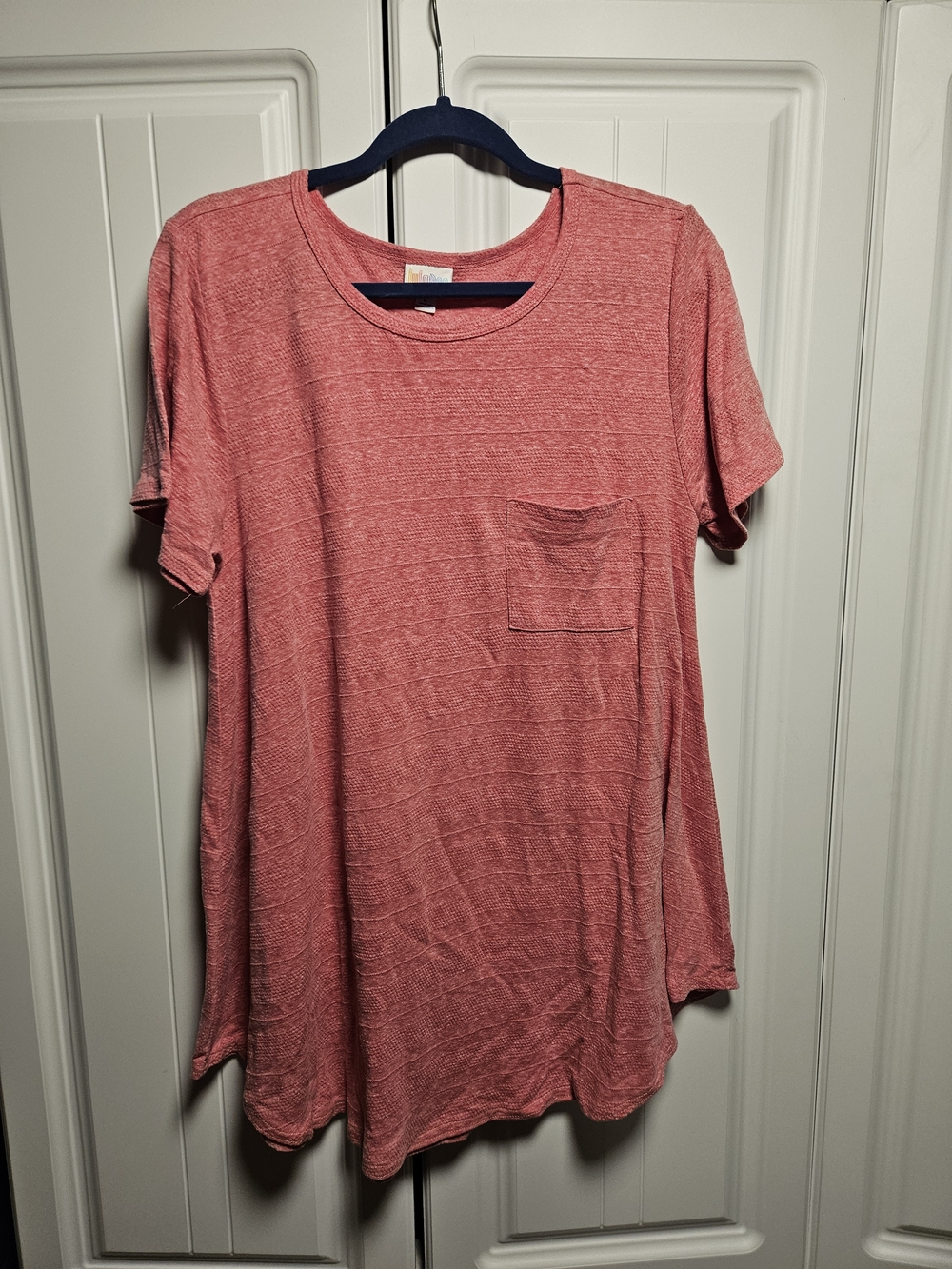 LuLaRoe Coral Pocket Short-Sleeve Tee